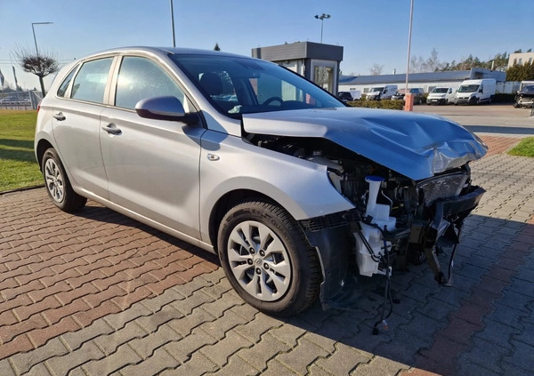 Hyundai I30 cena 33299 przebieg: 16000, rok produkcji 2023 z Pyzdry małe 106